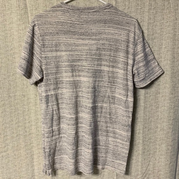 GAP Heather Gray Short Sleeve T-Shirt - Picture 3 of 4